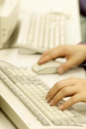 ノートパソコンのバッテリー交換の必要性